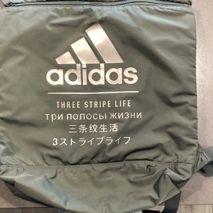 Adidas Amplifier Blocked Drawstring Backpack/Sackpack - Green/Black